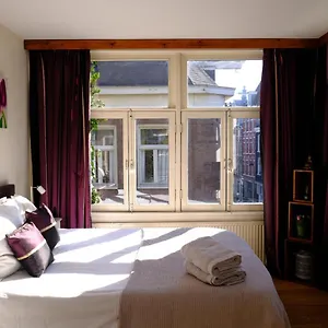 Eelhouse Private 2*, Amsterdam Pays-Bas